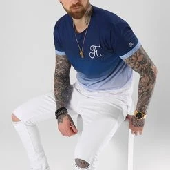 Tee Shirt Oversize Dégradé Avec Broderie 015 Bleu Et Blanc - Final Club -Final Club Soldes final club 137057 final 015 20180903T143704 05