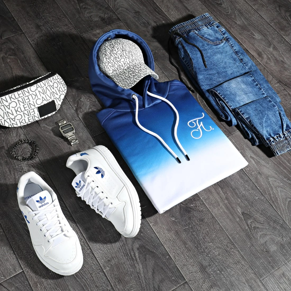 Sweat Capuche Dégradé Avec Broderie 036 Bleu Et Blanc - Final Club 7 Sweat Capuche Dégradé Avec Broderie 036 Bleu Et Blanc - Final Club – Image 5