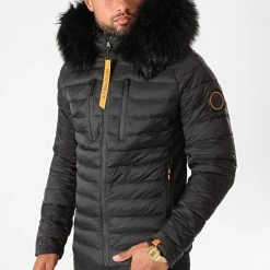 Sortie Doudoune Capuche Premium Tech Fourrure Noir Orange – Final Club -Final Club Soldes final club 219839 FINAL DOUDOUNE TECH FUR NOIRORANGE 20200909T140538 03