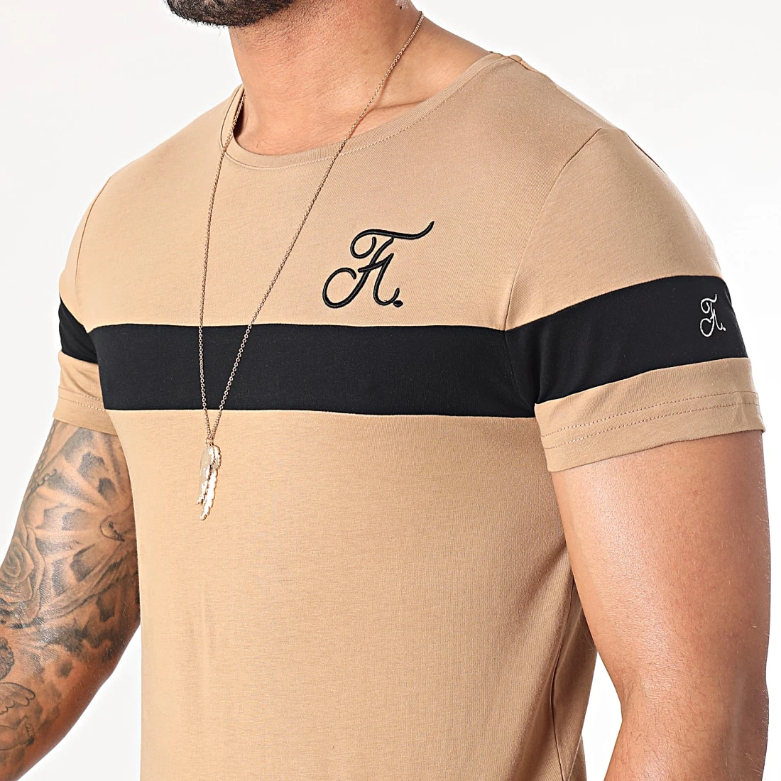 Tee Shirt Bicolore Avec Broderie 441 Noir Camel - Final Club | Style et Confort 4 Tee Shirt Bicolore Avec Broderie 441 Noir Camel - Final Club | Style et Confort – Image 2