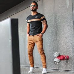 Tee Shirt Bicolore Avec Broderie 442 Camel Noir - Final Club - Offre Spéciale ⭐ -Final Club Soldes final club 246271 FINAL 442 TPDT 20210818T090729 06