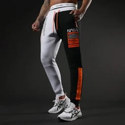 Pantalon Jogging Half Limited Edition Noir Blanc Détails Orange Fluo - Final Club 13 Pantalon Jogging Half Limited Edition Noir Blanc Détails Orange Fluo - Final Club -Final Club Soldes final club 247074 FINAL 550 20210226T144021 05
