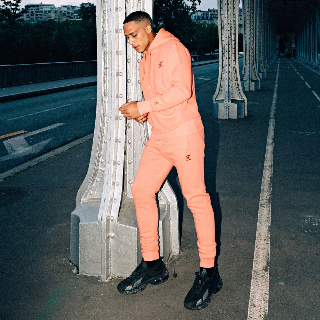 Pantalon Jogging Premium Brodé Orange Pastel - Final Club 6 Pantalon Jogging Premium Brodé Orange Pastel - Final Club – Image 5