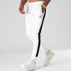 Pantalon Jogging Premium A Bande 658 Blanc - Final Club | Confort et Style 8 Pantalon Jogging Premium A Bande 658 Blanc - Final Club | Confort et Style -Final Club Soldes final club 263346 FINAL 658 20210615T121125 03