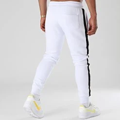 Pantalon Jogging Premium A Bande 658 Blanc - Final Club | Confort et Style 9 Pantalon Jogging Premium A Bande 658 Blanc - Final Club | Confort et Style -Final Club Soldes final club 263346 FINAL 658 20210615T121127 04
