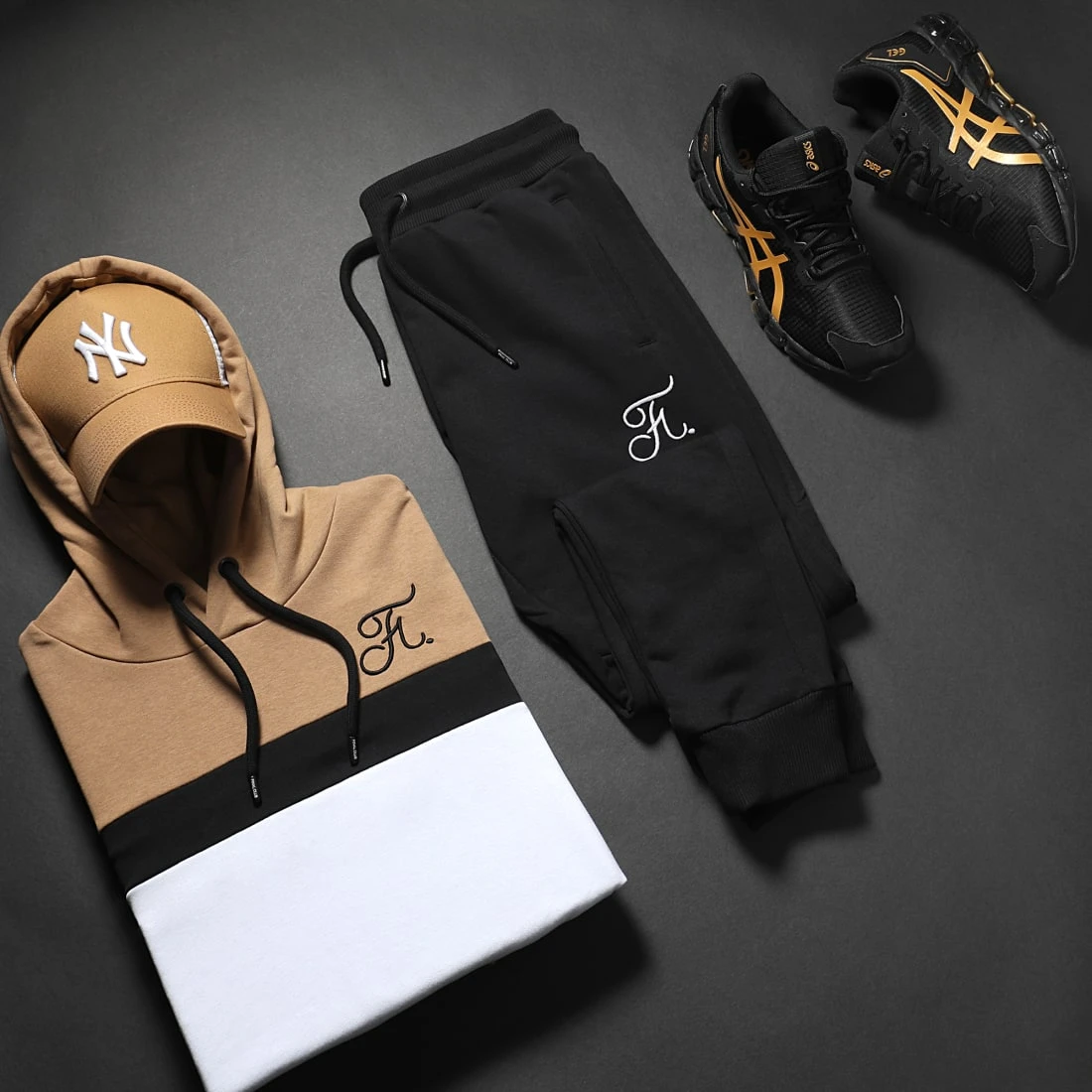 Ensemble de Survetement Tricolore Blanc Noir Camel - Final Club 6 Ensemble de Survetement Tricolore Blanc Noir Camel - Final Club – Image 5