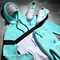 Sweat Capuche Tricolore avec Broderie 747 Blanc Bleu Pastel - Final Club -Final Club Soldes final club 280365 FINAL 747 20220207T123139 05