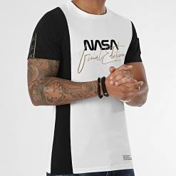 Vente Flash - Tee Shirt Nasa Final Edition Noir Blanc de Final Club - Détails Or -Final Club Soldes final club 286773 FINAL 816 20211119T140258 03