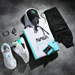 Sweat Capuche NASA Final Edition 846 Blanc Bleu Pastel - Final Club -Final Club Soldes final club 292340 FINAL 846 20220228T074648 05