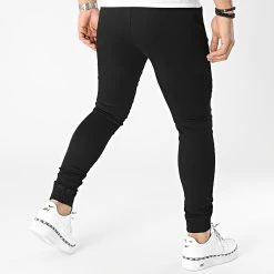 Vente flash 😍 Jogger Pant Premium Skinny Fit 826 Noir de Final Club 👏 - Confort & Style Ultime -Final Club Soldes final club 295359 FINAL 826 20220126T151634 04