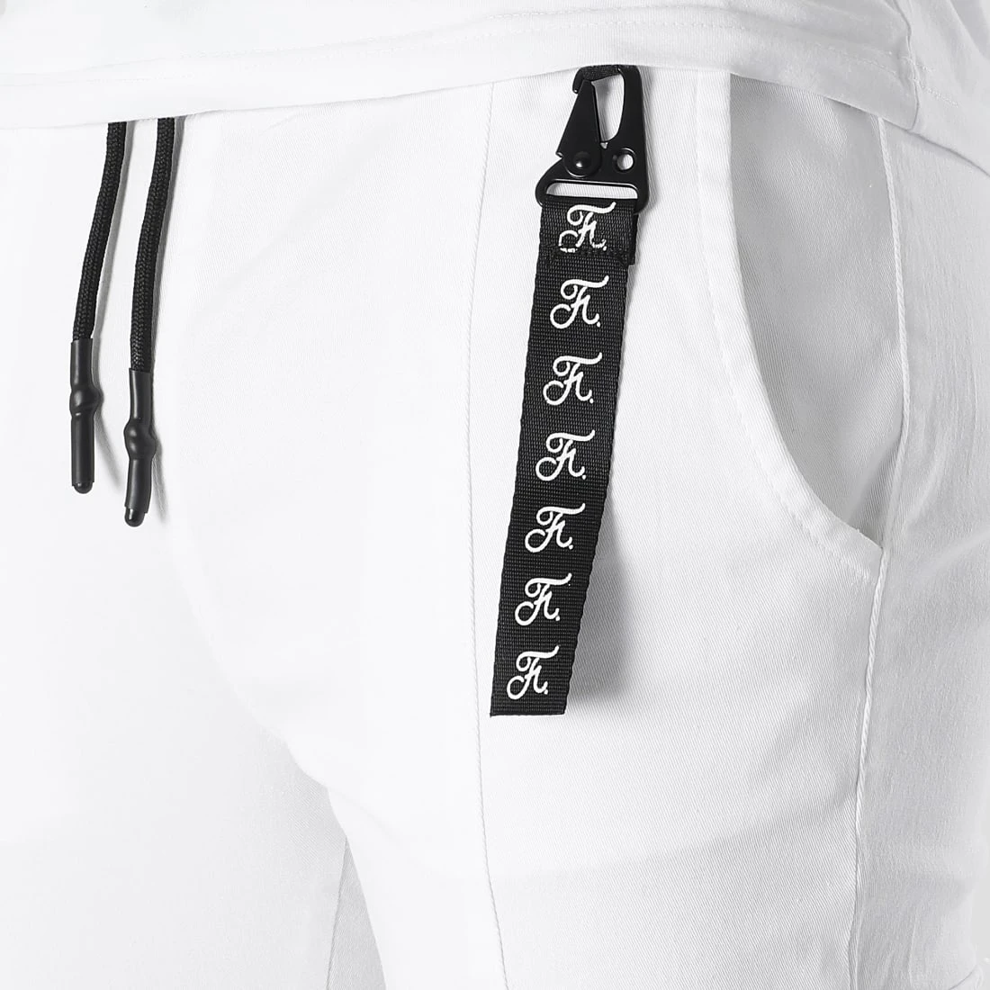 Nouveau 🤩 Pantalon Cargo 929 Blanc de Final Club 😍 - Confort et Style Urbain 4 Nouveau 🤩 Pantalon Cargo 929 Blanc de Final Club 😍 - Confort et Style Urbain – Image 2