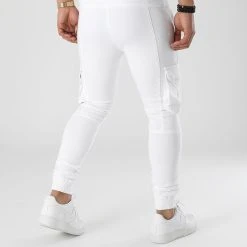 Nouveau 🤩 Pantalon Cargo 929 Blanc de Final Club 😍 - Confort et Style Urbain 10 Nouveau 🤩 Pantalon Cargo 929 Blanc de Final Club 😍 - Confort et Style Urbain -Final Club Soldes final club 301638 FINAL 929 20220318T150054 04