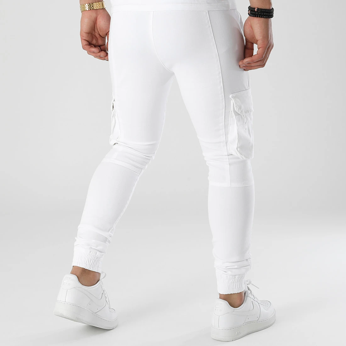 Nouveau 🤩 Pantalon Cargo 929 Blanc de Final Club 😍 - Confort et Style Urbain 6 Nouveau 🤩 Pantalon Cargo 929 Blanc de Final Club 😍 - Confort et Style Urbain – Image 4
