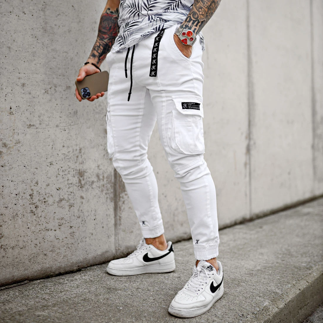 Nouveau 🤩 Pantalon Cargo 929 Blanc de Final Club 😍 - Confort et Style Urbain 7 Nouveau 🤩 Pantalon Cargo 929 Blanc de Final Club 😍 - Confort et Style Urbain – Image 5