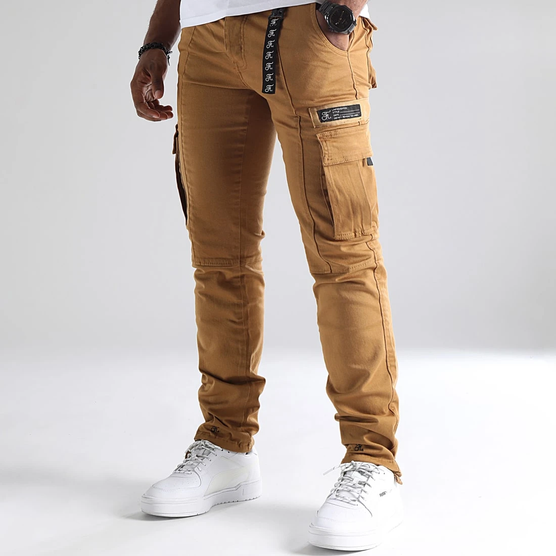 Pantalon Cargo Skinny Fit 944 Camel - Final Club | Style et Confort 3 Pantalon Cargo Skinny Fit 944 Camel - Final Club | Style et Confort