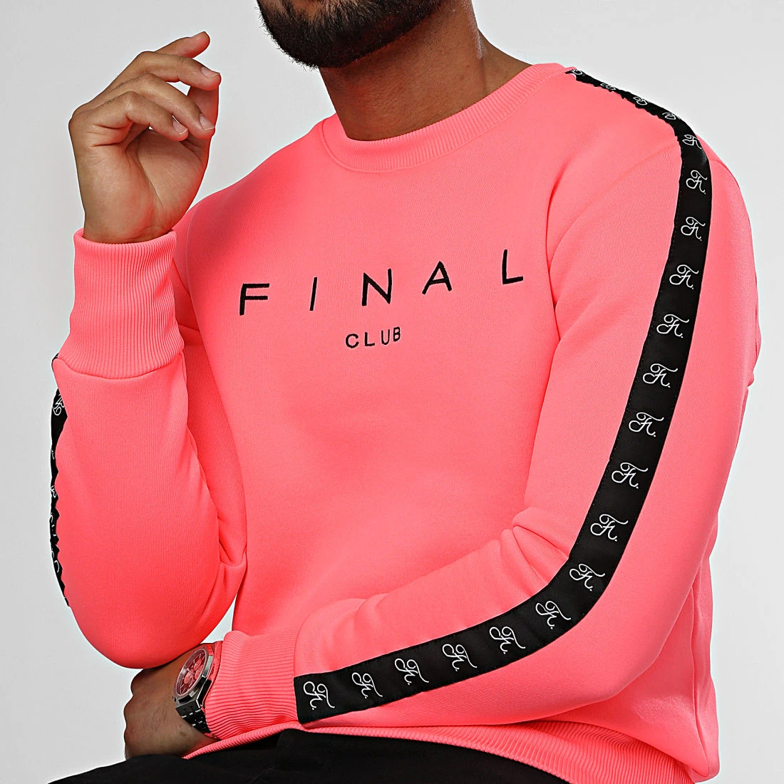 Top 10 ✔️ Sweat Crewneck à Bandes avec Broderie 837 Rose Fluo - Final Club ✨ 4 Top 10 ✔️ Sweat Crewneck à Bandes avec Broderie 837 Rose Fluo - Final Club ✨ – Image 2