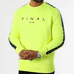 Sweat Crewneck à Bandes Brodé Jaune Fluo - Le Moins Cher | Final Club 7 Sweat Crewneck à Bandes Brodé Jaune Fluo - Le Moins Cher | Final Club -Final Club Soldes final club 305575 FINAL 957 20220426T155213 01